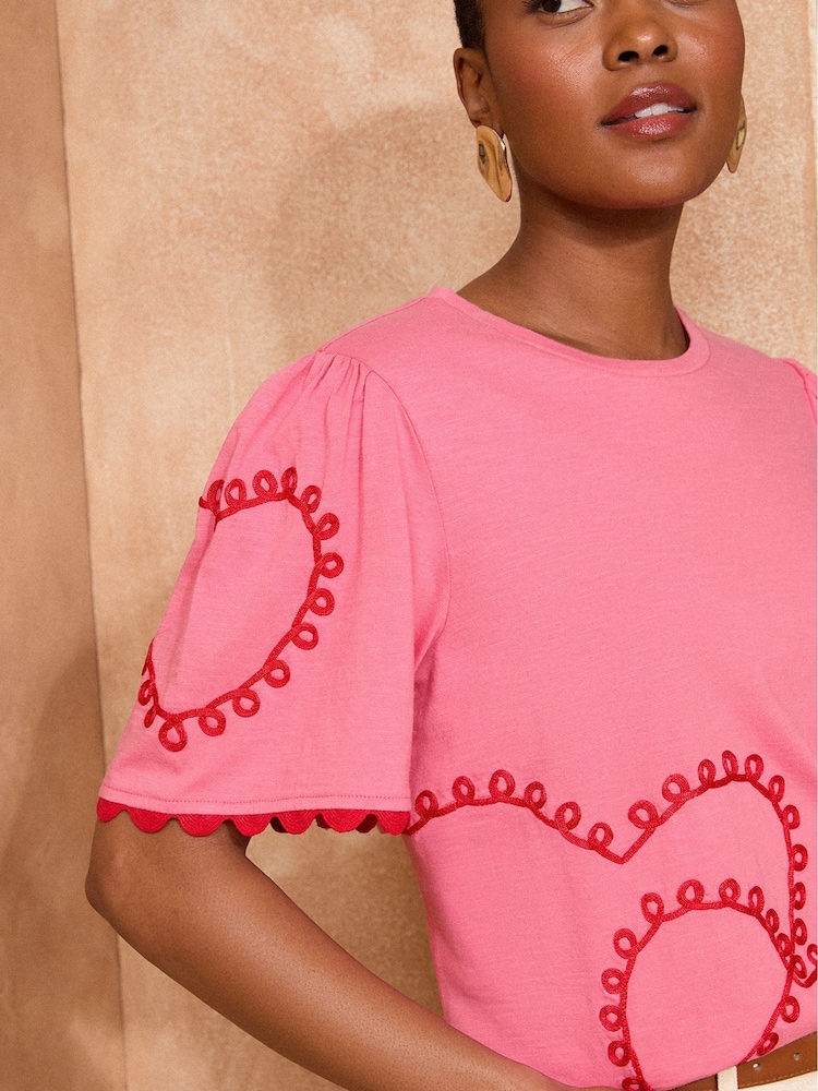 Love & Roses Pink and Red Heart Cornelli Crew Neck Scallop Jersey T-Shirt - Image 2 of 4