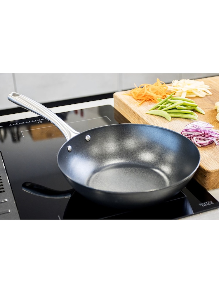 Masterclass Induction Ready Wok Non Stick Design - صورة 5 من 5 Masterclass Induction Ready Wok Non Stick Design - صورة 5 من 5