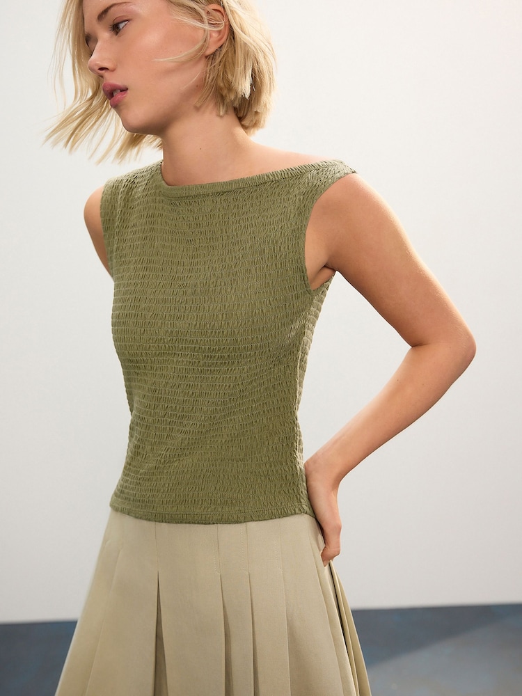 Verde caqui - Shirred Asymmetric Sleeveless Top - Imagen 1 de 8 Verde caqui - Shirred Asymmetric Sleeveless Top - Imagen 1 de 8