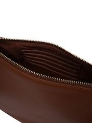 Pure Luxuries London 'Heidi' Leather Crescent Cross-Body Bag - Image 7 of 8