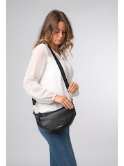 Pure Luxuries London 'Heidi' Leather Crescent Cross-Body Bag - Image 2 of 8