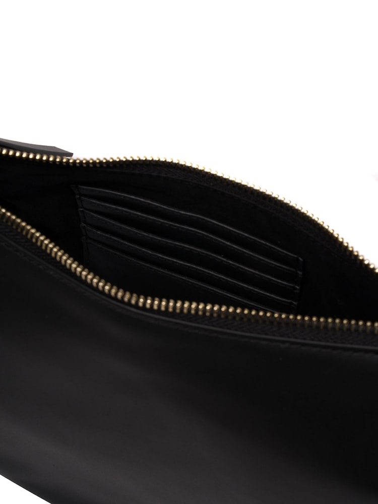 Pure Luxuries London 'Heidi' Leather Crescent Cross-Body Bag - Image 7 of 8