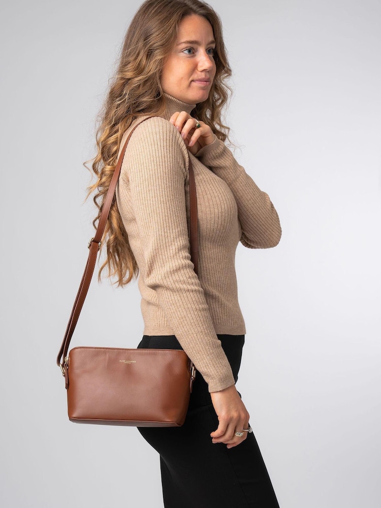Pure Luxuries London 'Natalie' Leather Cross-Body Bag - Image 6 of 6 Pure Luxuries London 'Natalie' Leather Cross-Body Bag - Image 6 of 6