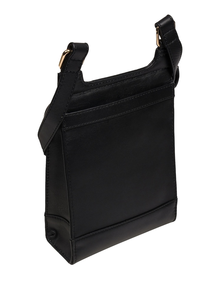Pure Luxuries London 'Erma' Leather Cross-Body Bag - Image 6 of 7