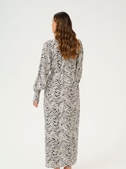 Kaffe KAjodie V-Neck Long Sleeves Maxi Dress - Image 3 of 6