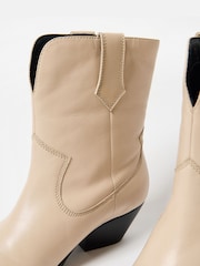 Oliver Bonas White Ecru Cream Leather Western Ankle Boots - Image 7 of 7