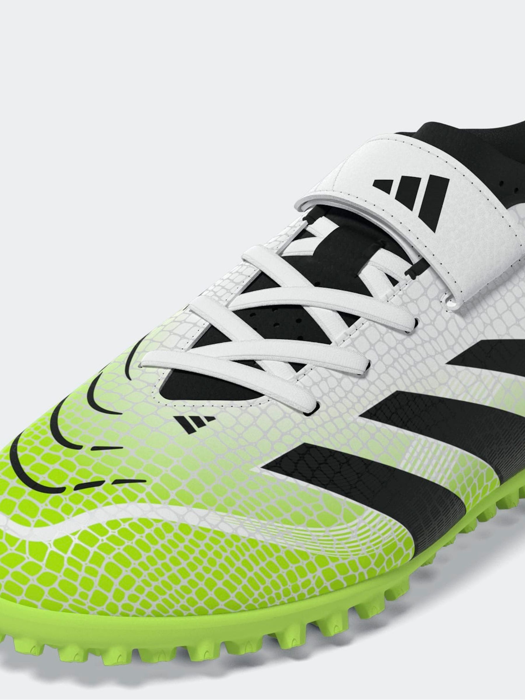  Predator サッカーシューズ FG Next：日本 adidas キッズ Predator Club 面ファスナー ターフ用