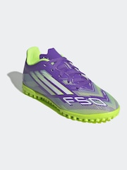 Botas de césped infantiles F50 Club de Adidas - Imagen 3 de 11