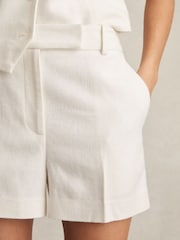 Reiss White Devon Linen-Blend Tailored Shorts - Image 4 of 7