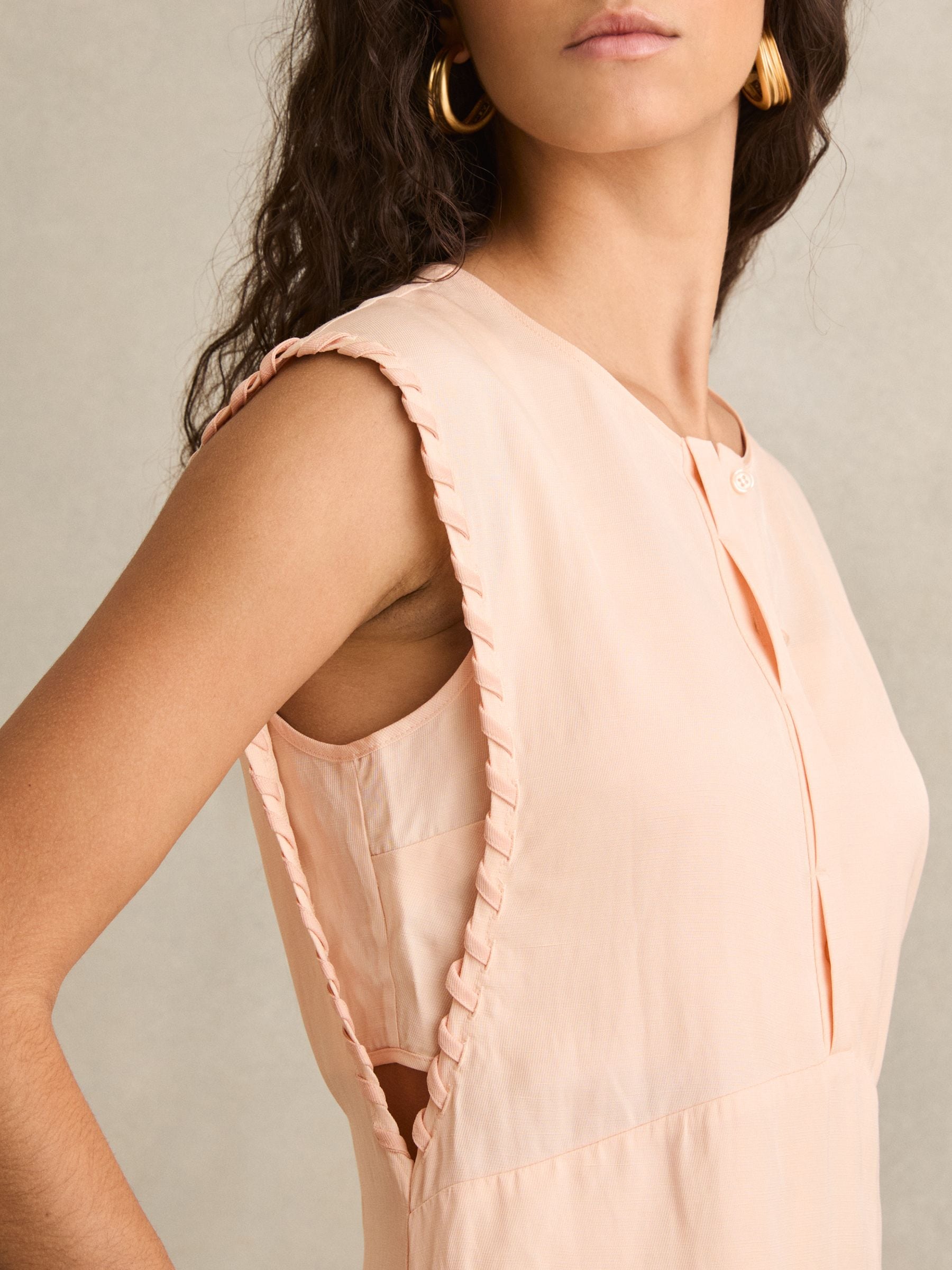 ★REISS Fawn ピーチウィップステッチAライン 上質ワンピ★ Buy Reiss Peach Fawn Whipstitch Sleeveless Shift Dress from