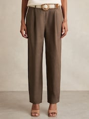 Reiss Mink Neutral Beau Linen Belted Tapered Trousers - Image 3 of 6