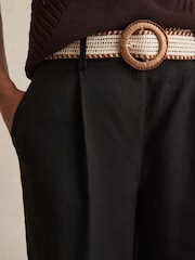 Reiss Black Beau Linen Belted Tapered Trousers - Image 4 of 6