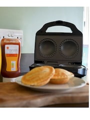 MenKind Pie Maker - Image 1 of 6