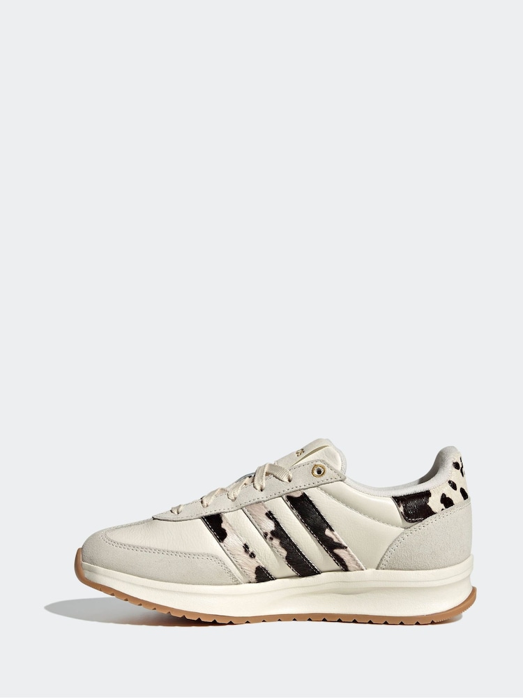 adidas White Run 70s Trainers - Image 2 of 9 adidas White Run 70s Trainers - Image 2 of 9
