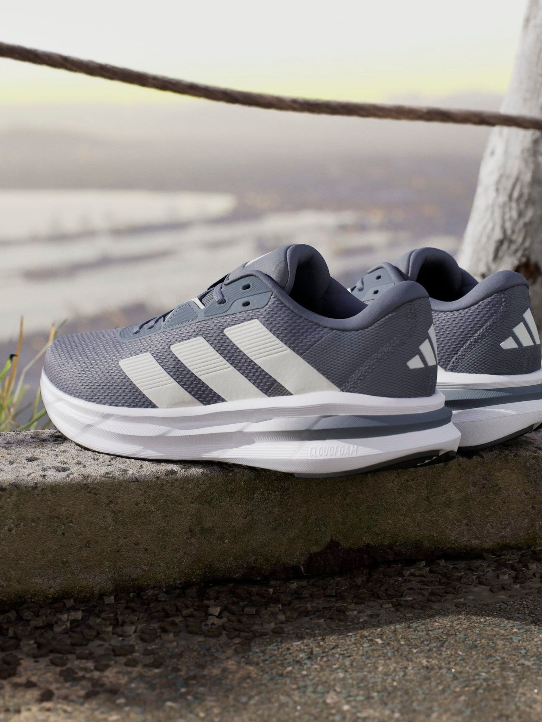 Cumpără Gri închis - Pantofi de alergare Adidas Galaxy 7 from Next
