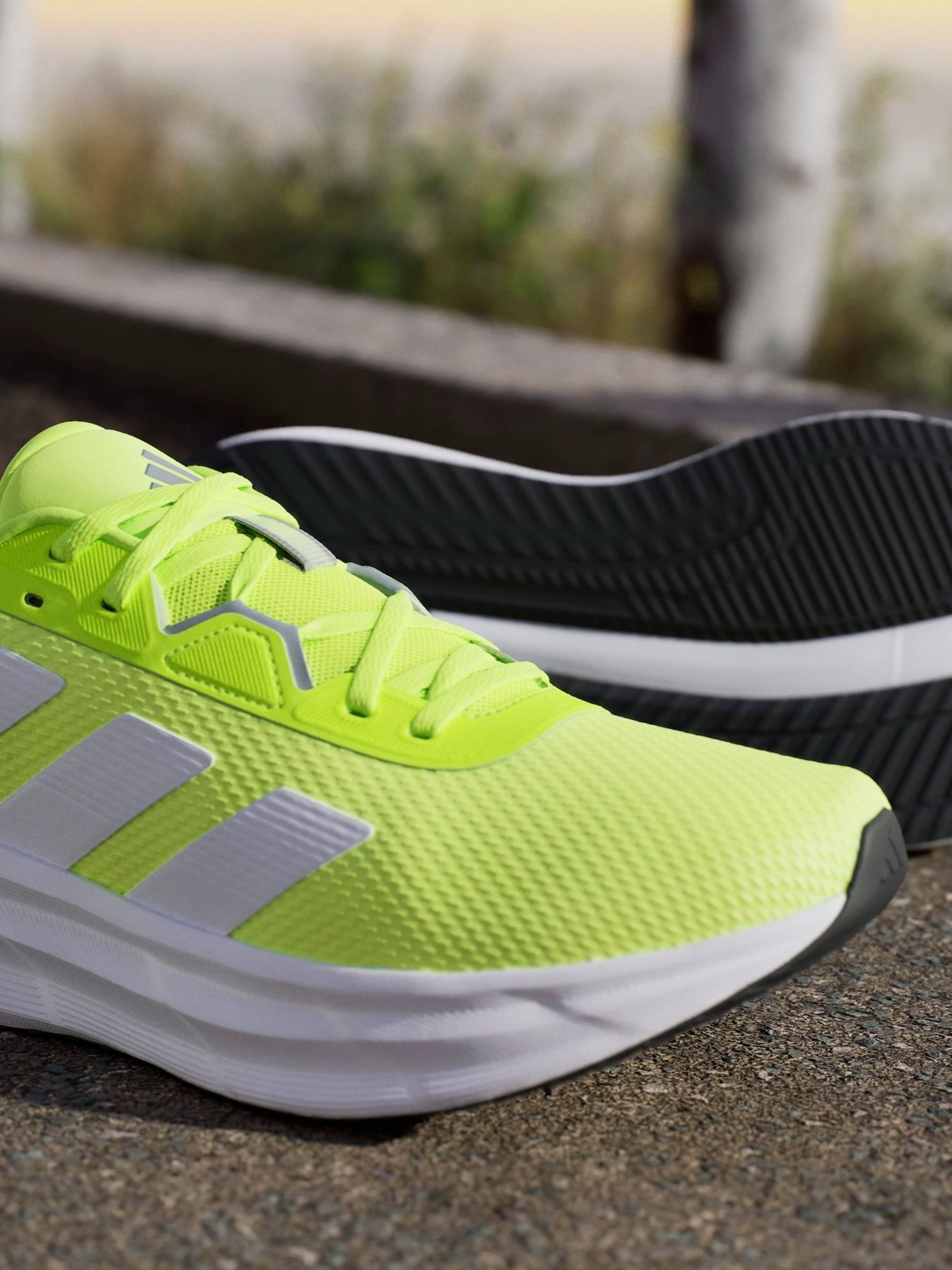 Next：日本 グリーン - adidas ギャラクシー 7 ランニングシューズ