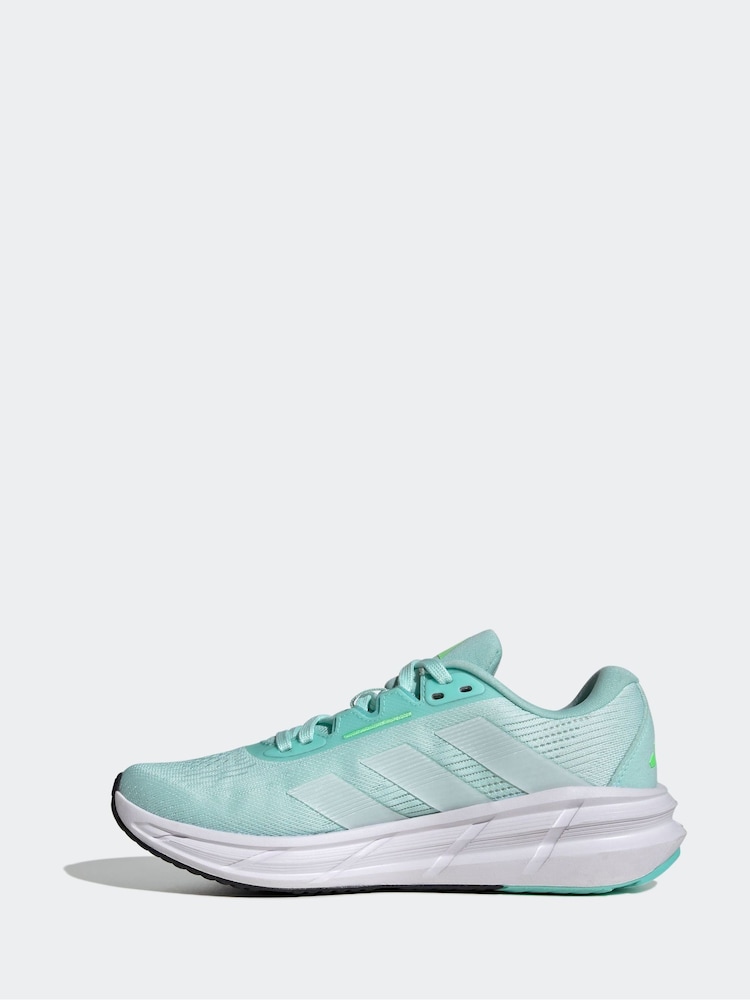 adidas Green Questar 3 Trainers - Image 2 of 9