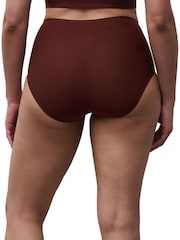 بني - Chantelle Soft Stretch High Waisted Seamless One Size Brief Knickers - صورة 2 من 3