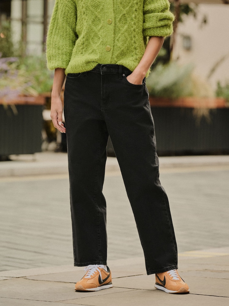 Schwarz - Straight-Fit-Jeans in Knöchellänge mit mittelhohem Bund - Bild 2 von 8