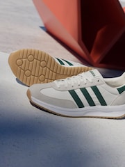 adidas White Run 70s Trainers - Image 4 of 9