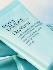 Estée Lauder Summer Skin All Year Round Day Wear Skincare Gift Set (Worth Over £48) - Image 2 of 3