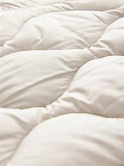 White Lightweight Quilted Jacket - Image 8 of 8