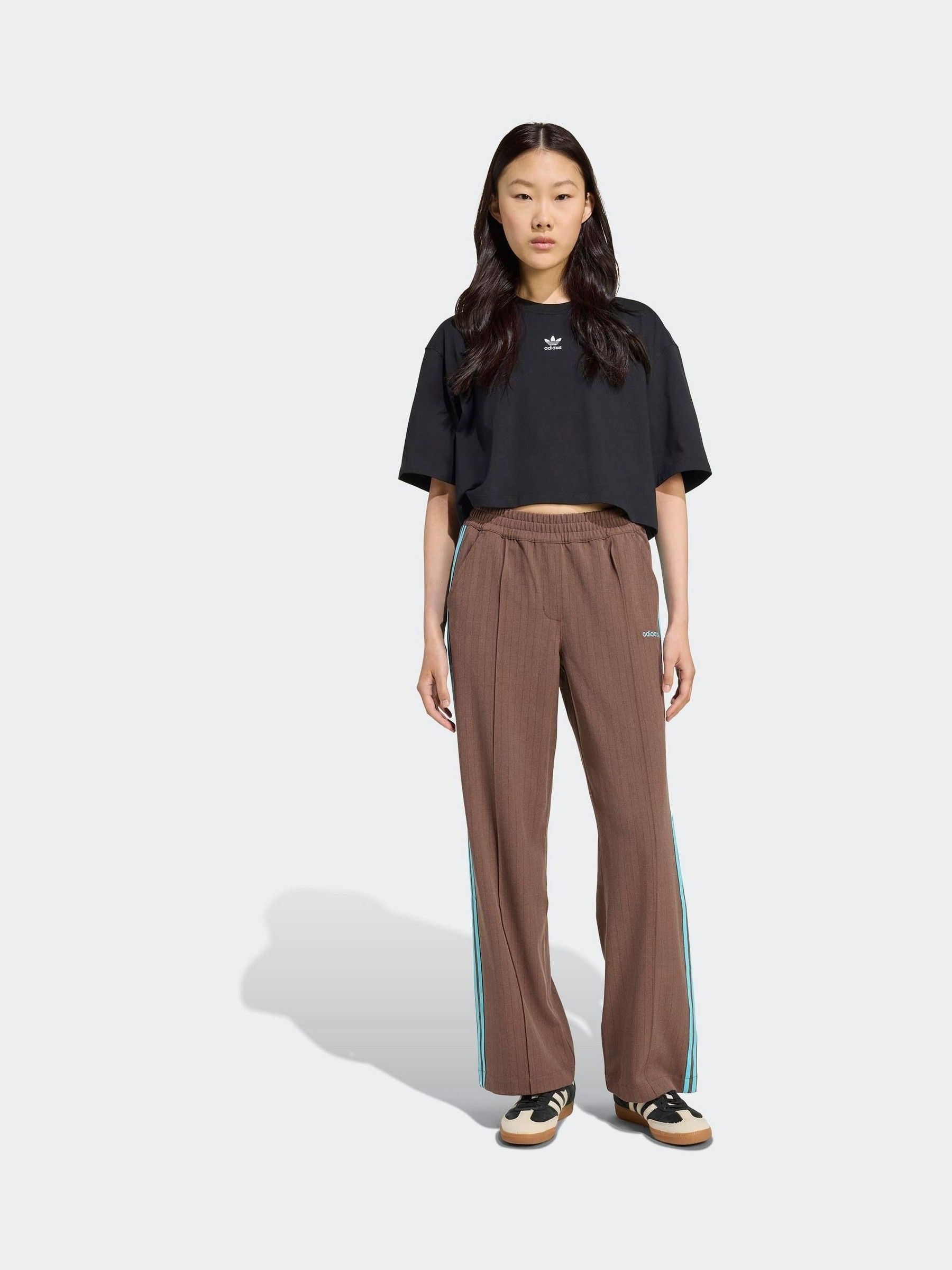 ブラウン TRIUGUALE3 パンツ Buy adidas Originals Light Brown Tailored 3-Stripes Trousers from