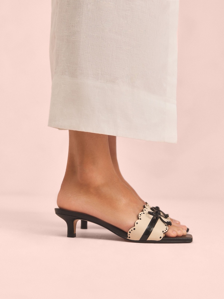 Black/White Tabitha Simmons x Next Minnie Leather Square Toe Lazer Cut Bow Mule Kitens Shoes - Image 2 of 8