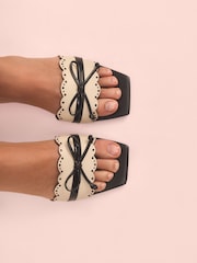 Black/White Tabitha Simmons x Next Minnie Leather Square Toe Lazer Cut Bow Mule Kitens Shoes - Image 4 of 8
