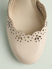 Bone Tabitha Simmons x Next Orton Leather Round Toe Laser Cut Detail Heels - Image 6 of 6