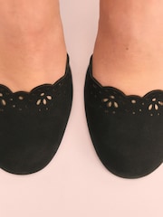 Black Tabitha Simmons x Next Orton Leather Round Toe Laser Cut Detail Heels - Image 5 of 11