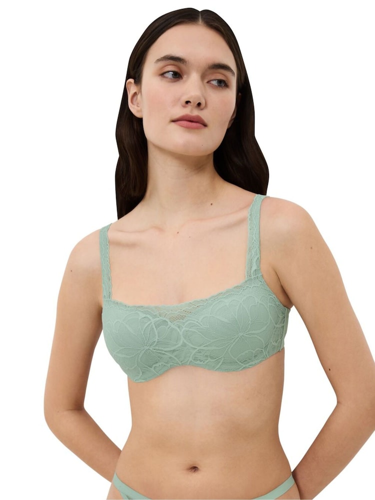 Triumph Nude Body Make-Up Illusion Lace Wired and Padded Bra - Image 2 of 8