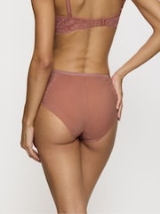 Triumph Amourette Charm T Brown Maxi knickers - Imagen 2 de 5