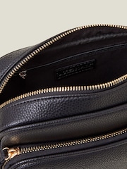 Schwarz - Accessorize – Kameratasche mit zwei Reißverschlüssen - Bild 5 von 5