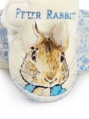 Vanilla Underground Cream Unisex Kids Peter Rabbit Slippers - Image 4 of 4