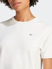 adidas Originals White Premium Essentials T-Shirt - Image 4 of 5
