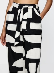 Triumph Summer Wear 100% Cotton Black Trousers - Image 3 of 5
