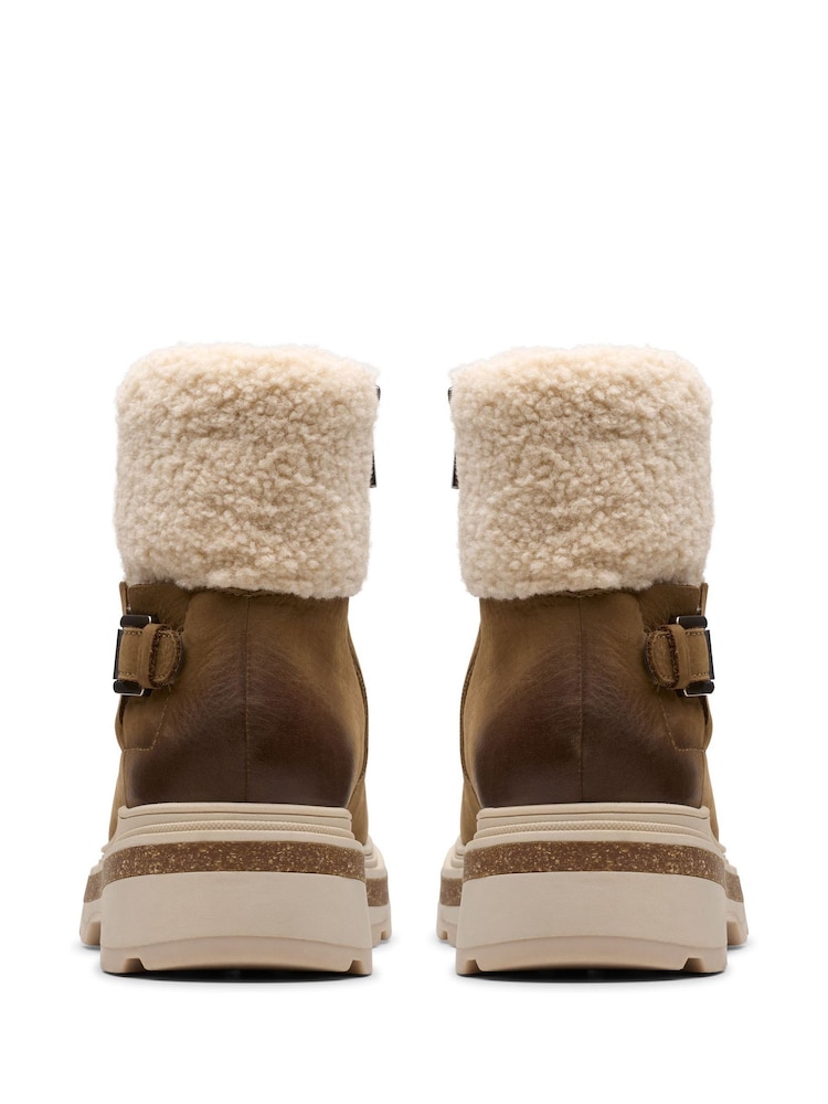 Clarks Natural Wlined Hencroft Madi WP Boots - Image 2 of 7