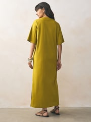 Verde oliva - Vestido midi torcido com camiseta de manga curta - Imagem 3 de 7