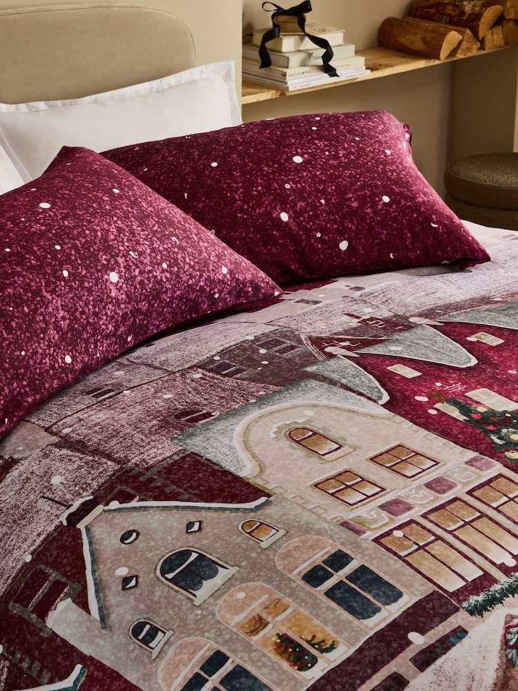 Red Town Scene Christmas Reversible Duvet Cover and Pillowcase Set - Image 2 of 3