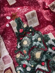 Red Town Scene Christmas Reversible Duvet Cover and Pillowcase Set - Image 3 of 3