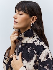 Cow Print 100% Cotton Cropped Denim Jacket - Image 4 of 8