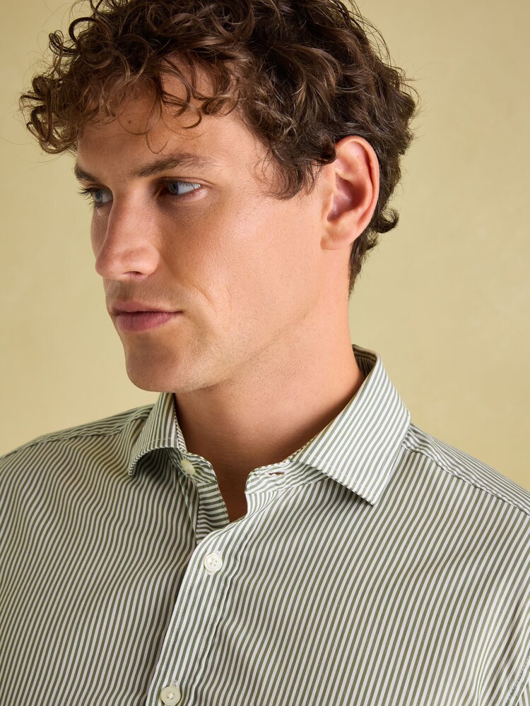 Joules 3 Pack Green Stripe/ Blue Stripe/ Pink Stripe Lightweight Cotton Shirts Classic Fit - Image 9 of 19