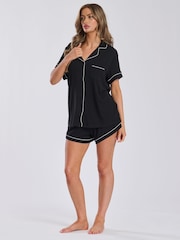 Schwarz - Loungeable Rippen-Jersey Kurzarm-Traditionsset mit Shorts - Bild 4 von 6