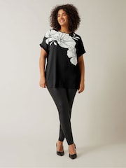 Evans Curve Contrast Floral Print Black T-Shirt - Image 2 of 5