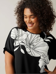 Evans Curve Contrast Floral Print Black T-Shirt - Image 4 of 5