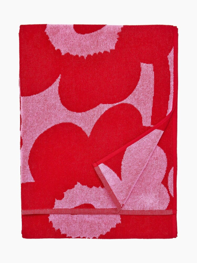 Marimekko Pink Unikko Towel - Image 2 of 3 Marimekko Pink Unikko Towel - Image 2 of 3