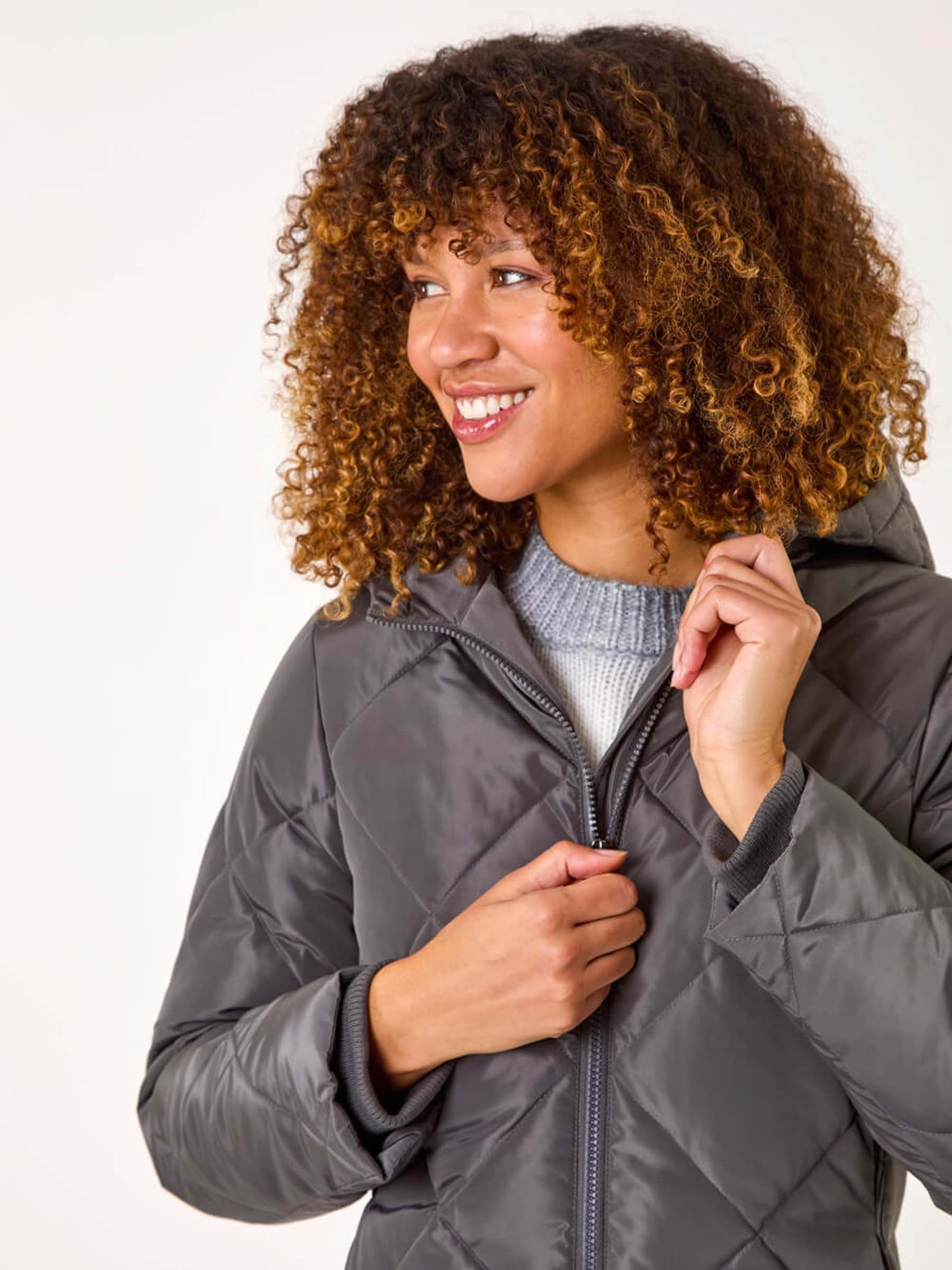 MMM「coat with elongated necklines」44 Long slim fit coat with high collar in wool and viscose with