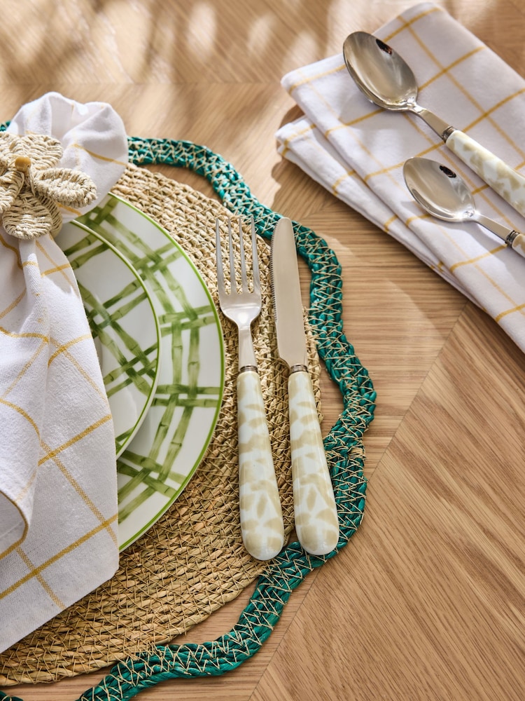 Nina Campbell 16 Piece Natural Chester Ceramic Handle Cutlery Set - Image 2 of 4