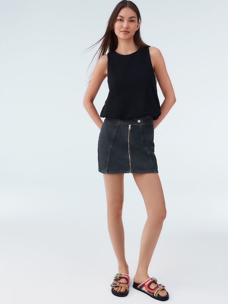 Schwarz - Sleeveless Bubble Hem Top - Bild 2 von 9 Schwarz - Sleeveless Bubble Hem Top - Bild 2 von 9